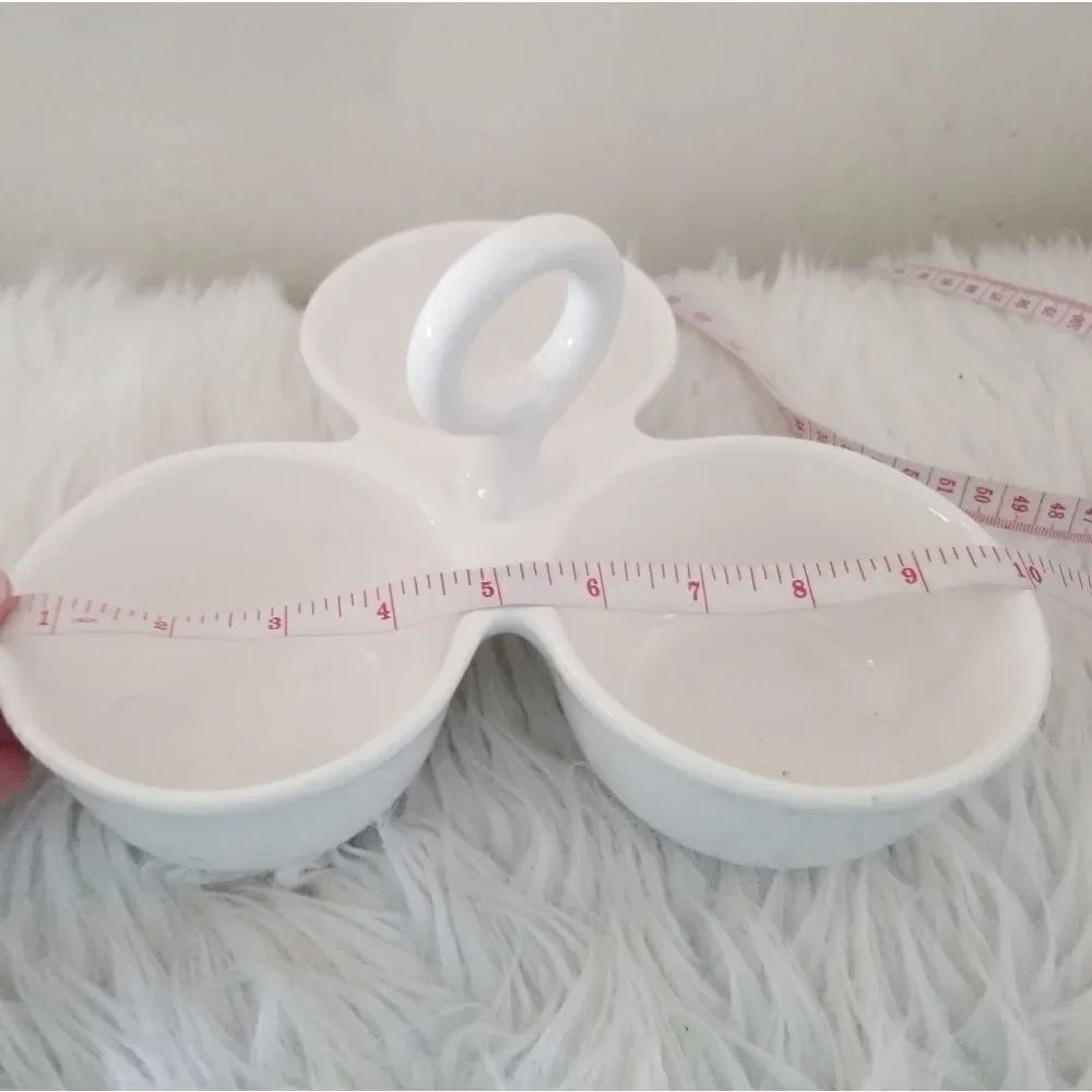 Condiment tray separated dishes. - Picture 6 of 6